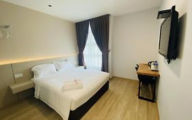 Hotel U And Me